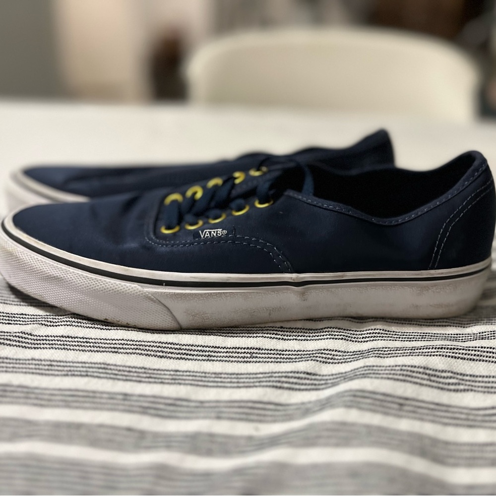 Vans Era Skateboarding shoes.